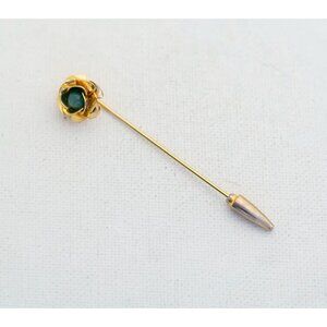 Vintage Green Stone Flower Stickpin - A3